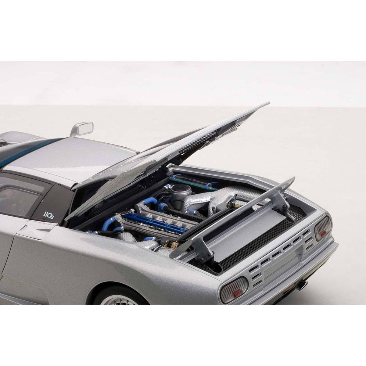 1/18 Diecast Car Model G421383