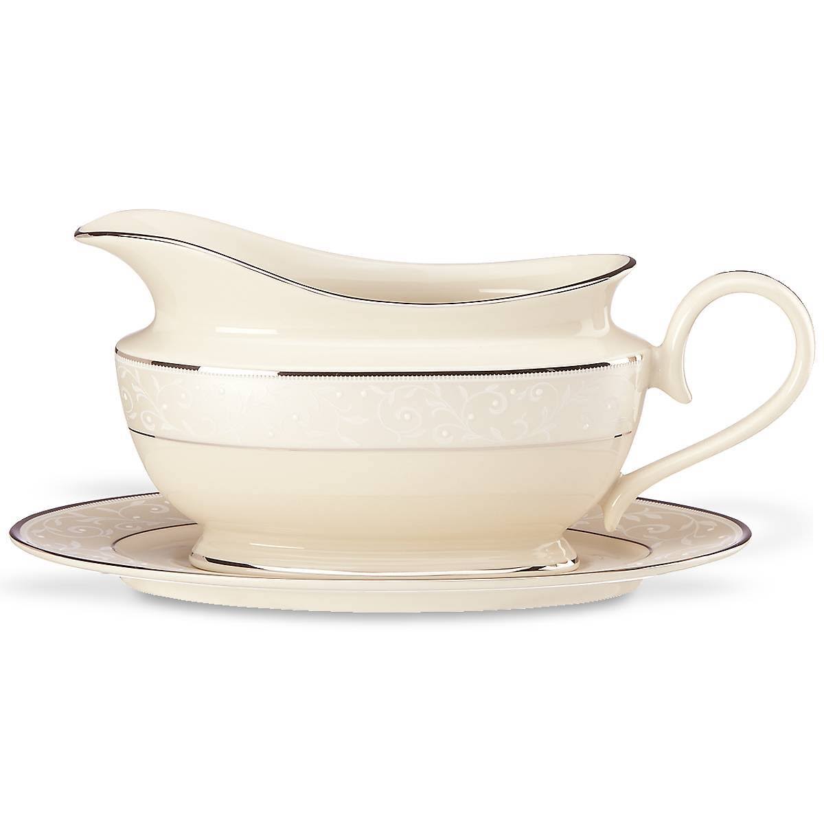 Sauce Boat and Stand Z285677