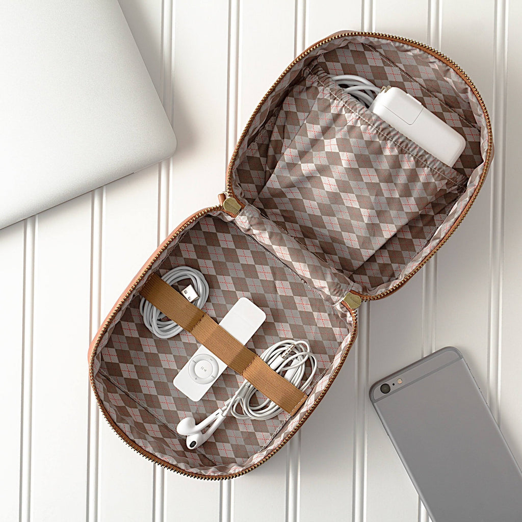 Travel Tech Case J8112
