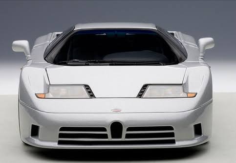 1/18 Diecast Car Model G421383