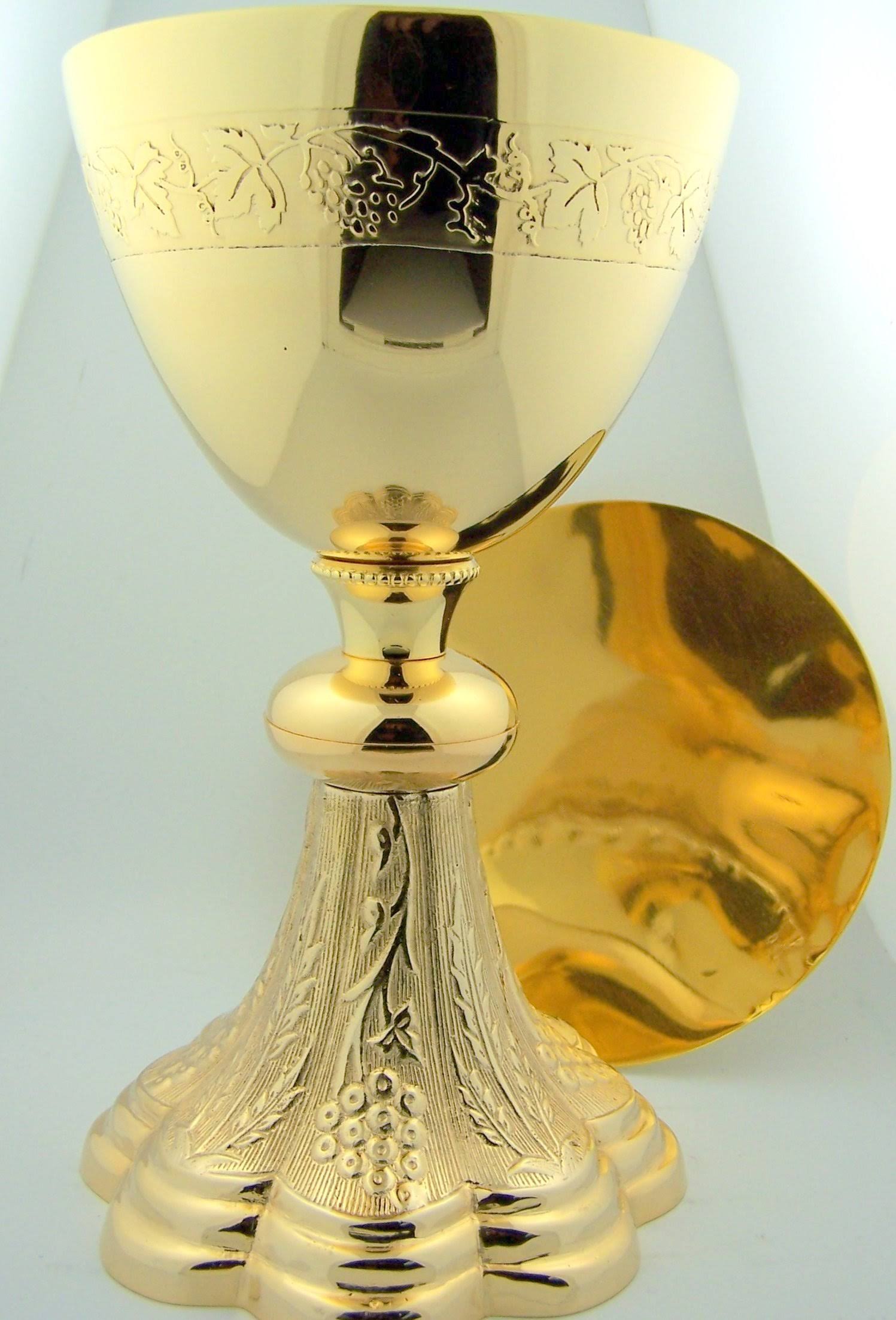 Gold Gild Priest Chalice & Paten H89458