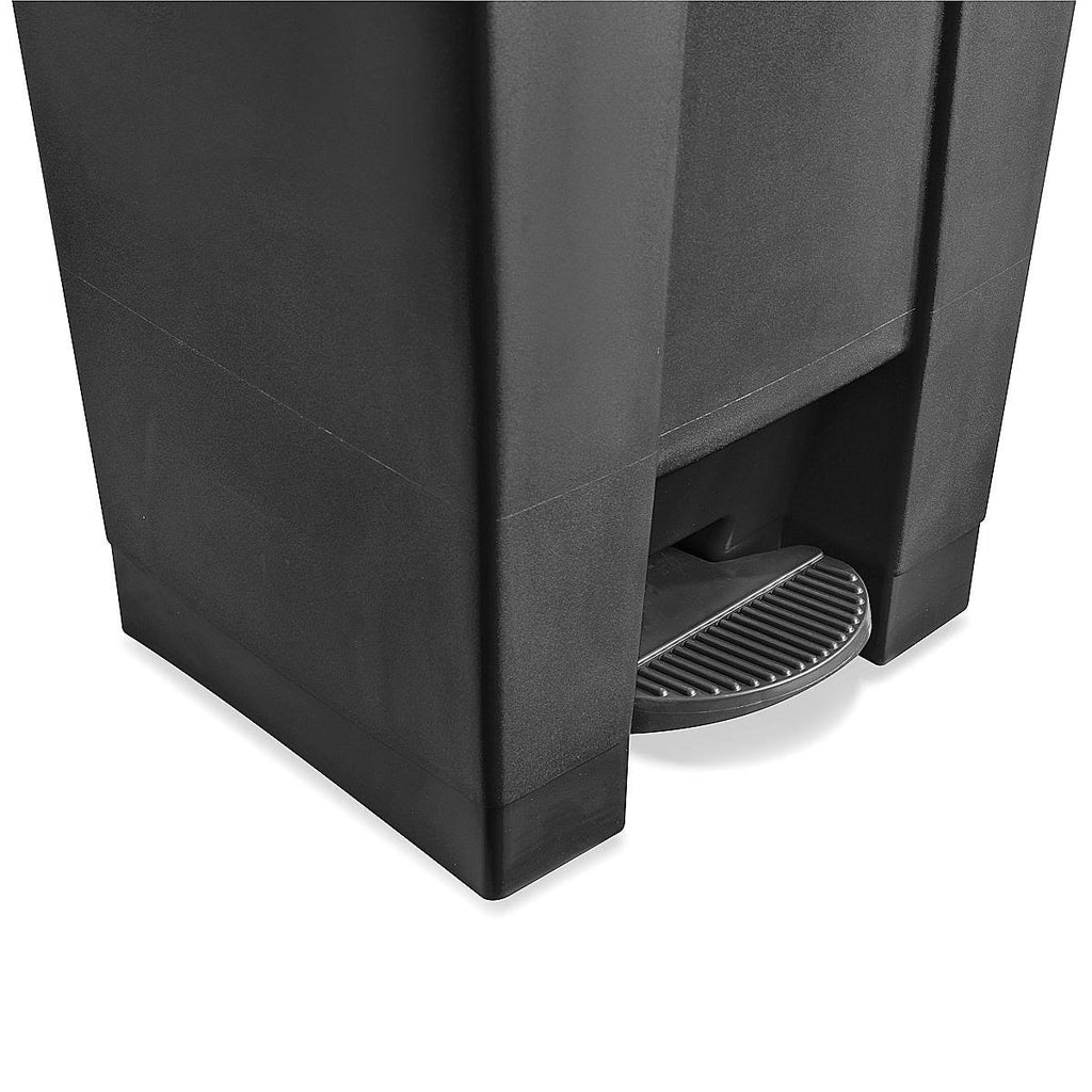 Black 12 Gallon Step-On Trash Can M5081