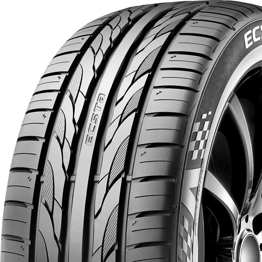 245/50R18 100W Tire Y340303