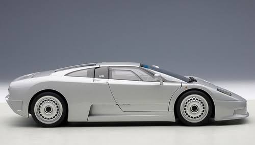 1/18 Diecast Car Model G421383