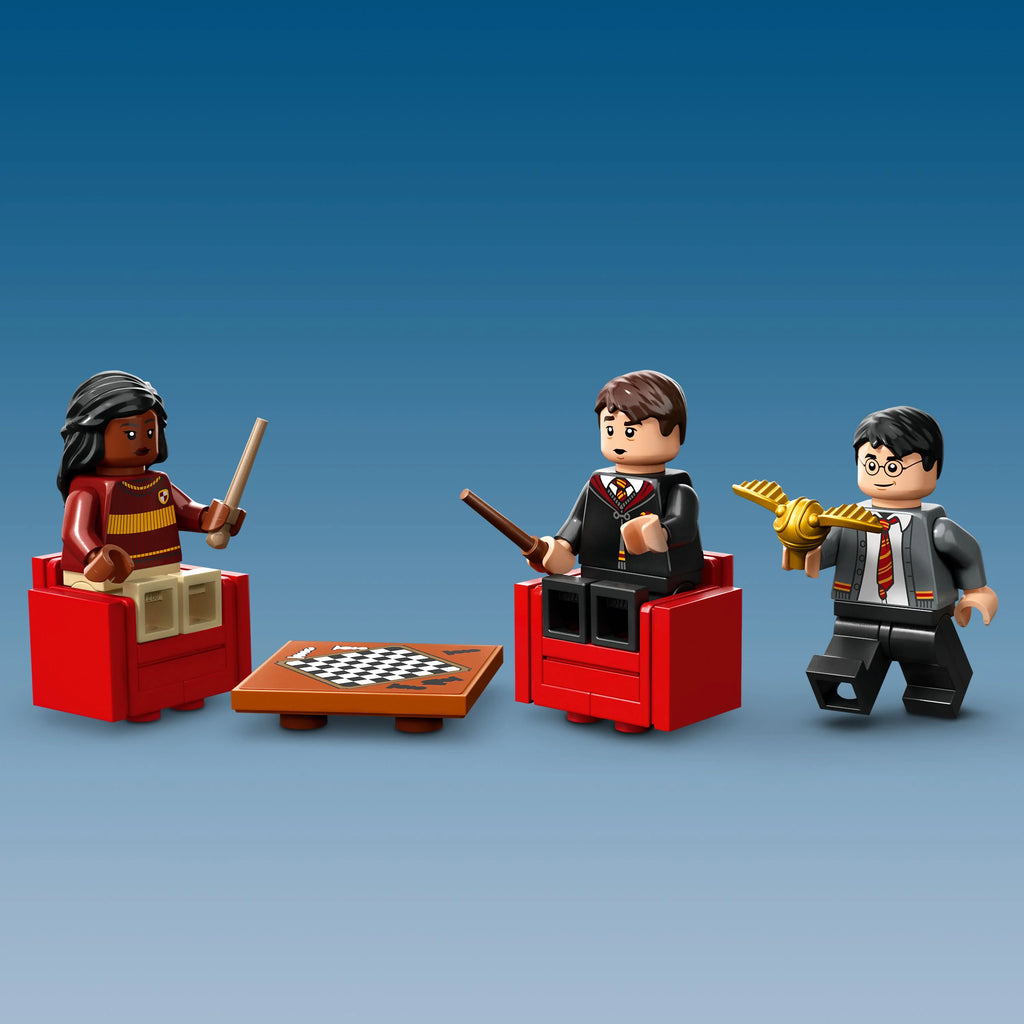 LEGO Harry Potter Gryffindor House Banner Set 76409 with 3 Minifigures P987138