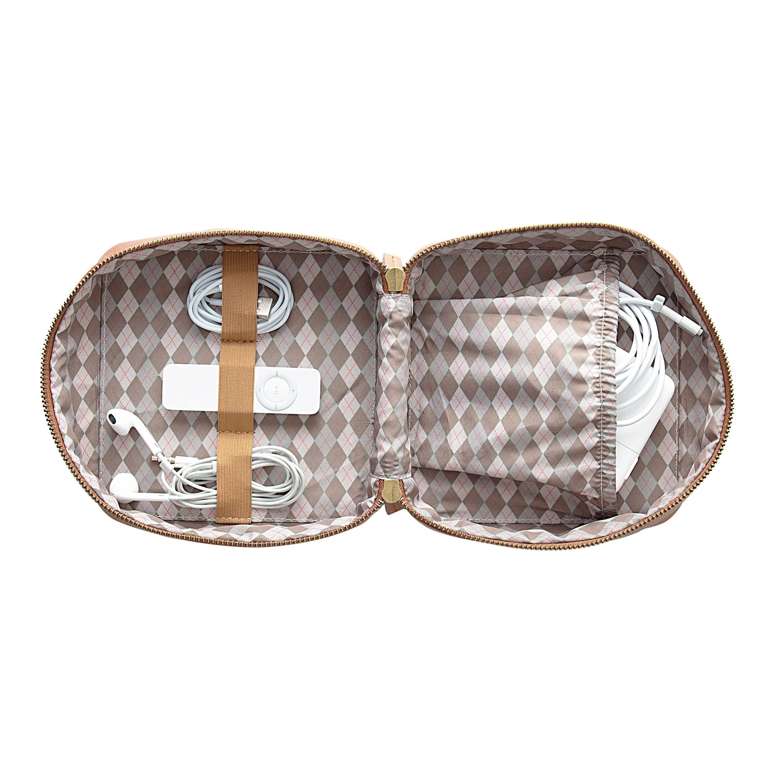 Travel Tech Case J8112
