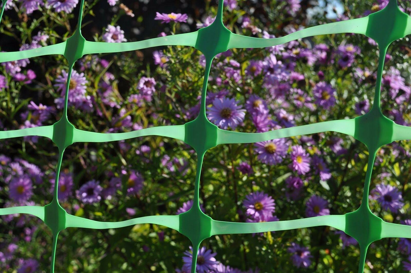Green 4-Foot by 100-Foot Fence Y407
