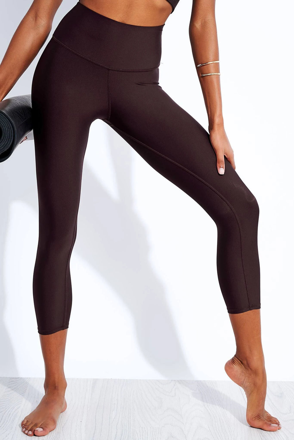 High Waist AirLift Capri Leggings V4821