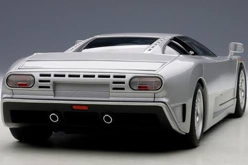 1/18 Diecast Car Model G421383