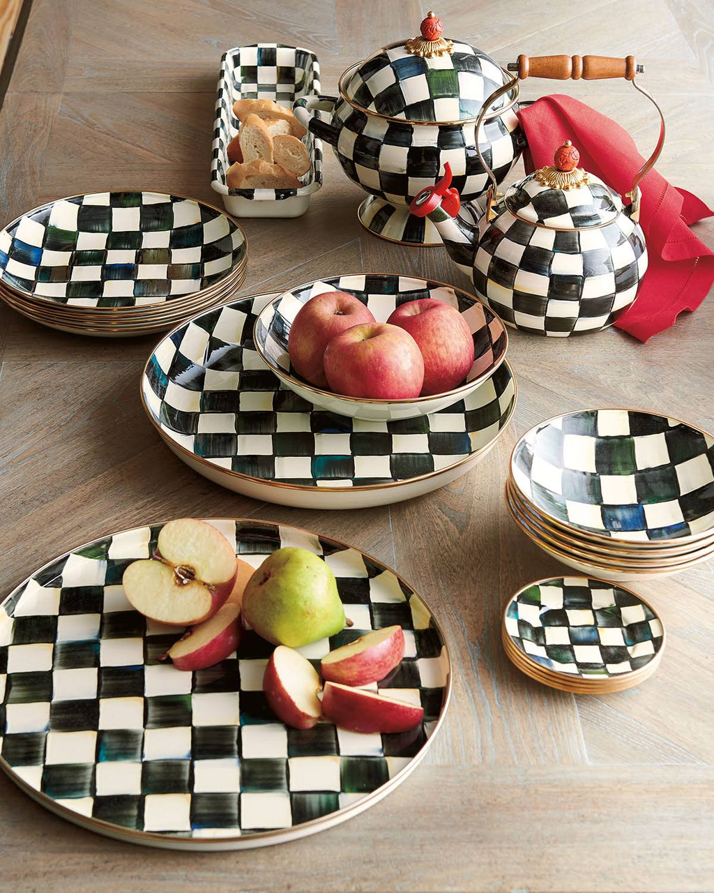 Set of 4 Enamel Canape Plates H73540