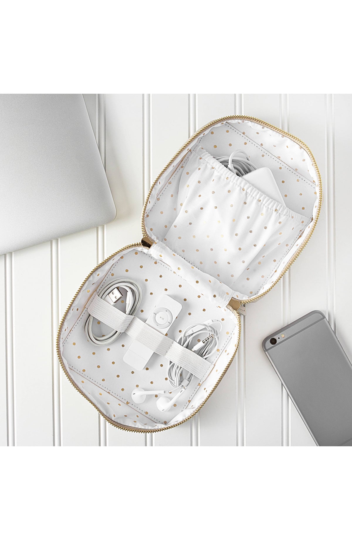 Pebble Travel Tech Case H3364